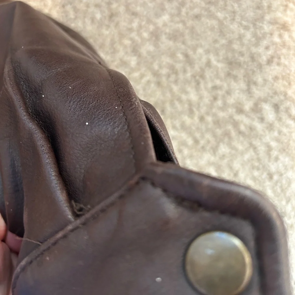 Vintage Banana Republic Leather Bomber jacket. 42. Stunning. 90’s. EUC. Heavy - Picture 5 of 15
